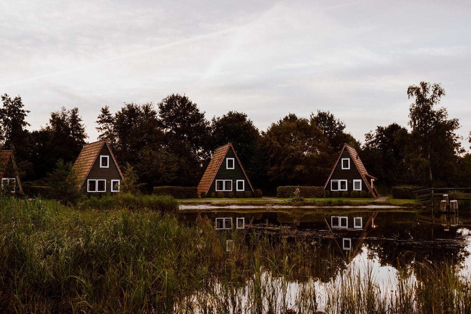 Vakantiepark Eigen Wijze Bant Extérieur photo